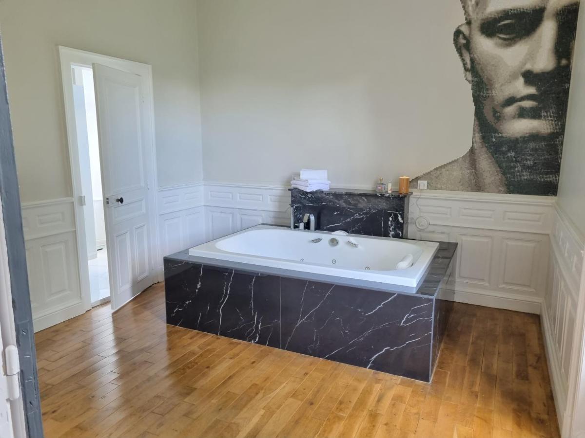 Villa Mura Gite Luxe Avec Piscine Et Spa Campagne Et Grand Air Nouvelle Aquitaine Correze Neuvic  Eksteriør bilde